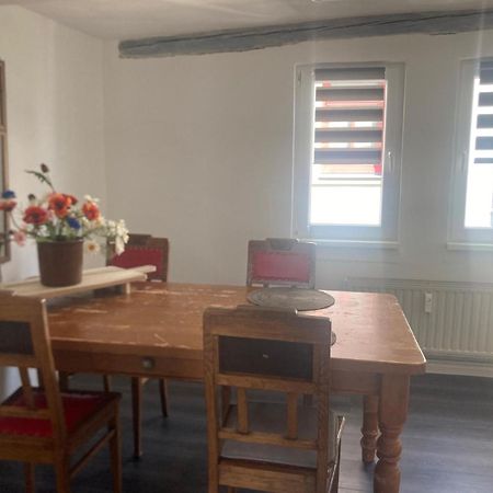 Charmante Ferienwohnung Im Gaesschen Rudolstadt Exterior foto